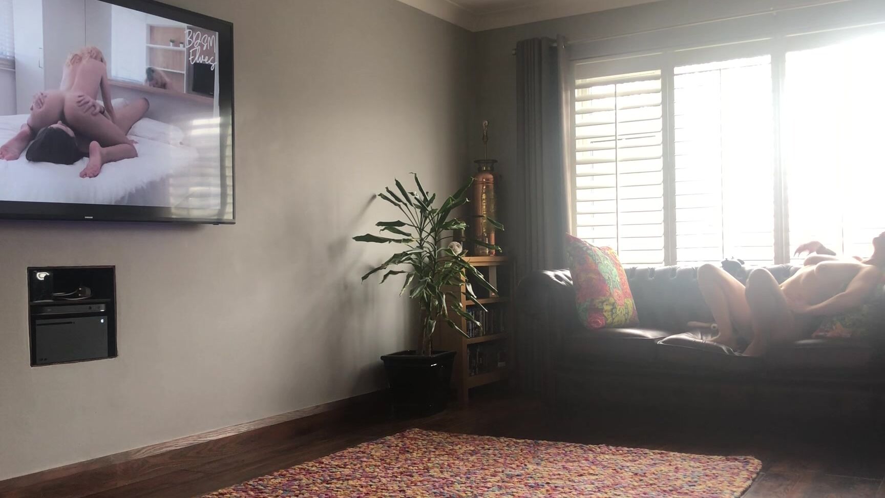 "SuzieLove212" anonymous porn, housewives, milf, public flashing, pussy play Porn Window Wank manyvids