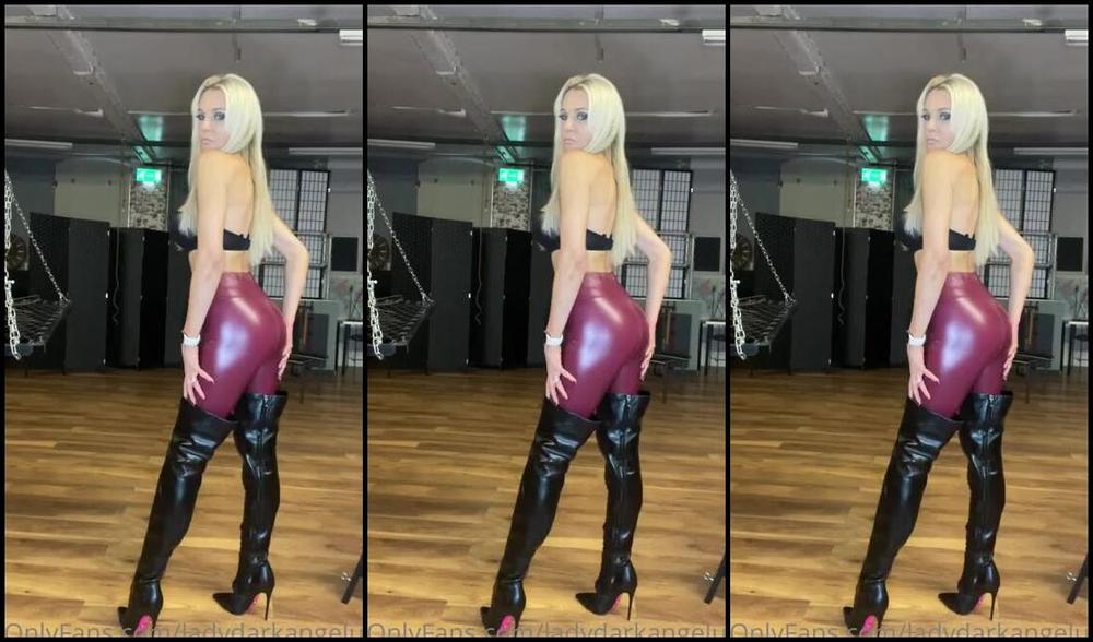 Ladydarkangeluk Onlyfans Love How These Leggings Feel Teasing You With Them