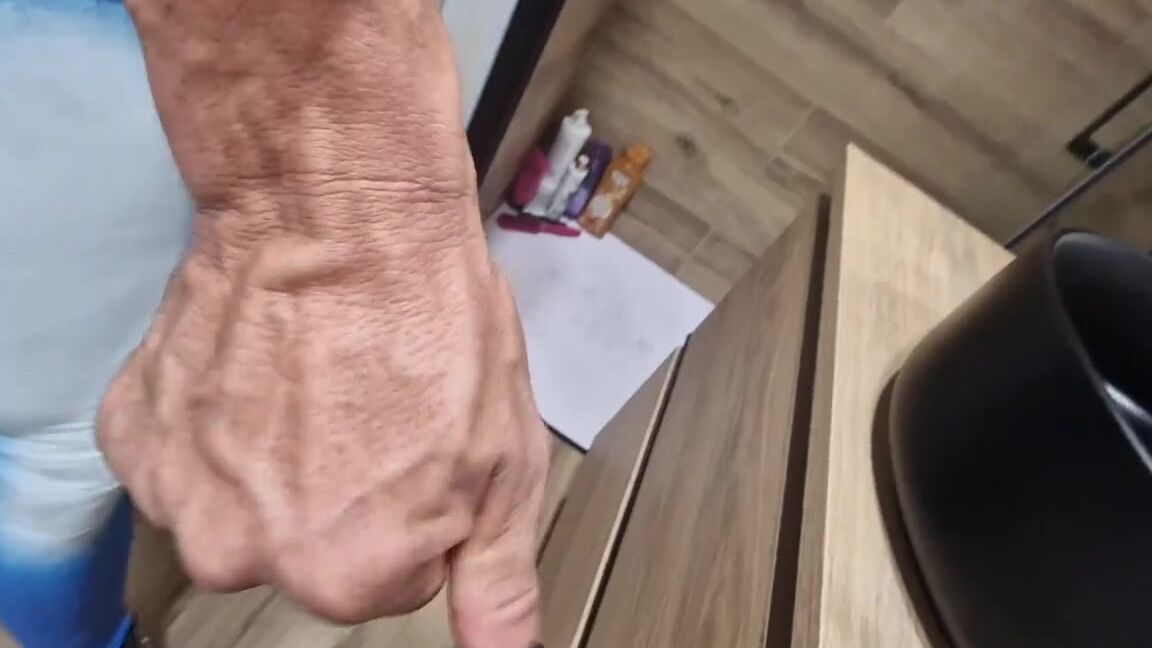 Alejandra Chacon Aka Alejandrachacon 09 19 2023 Onlyfans Video Pecs N Veins Lover Shat D You Think