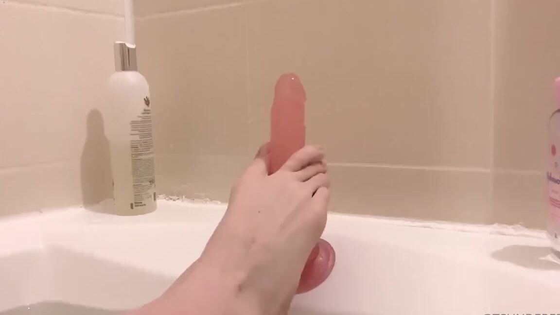 Fansly Tsunderebean Feet Video 28