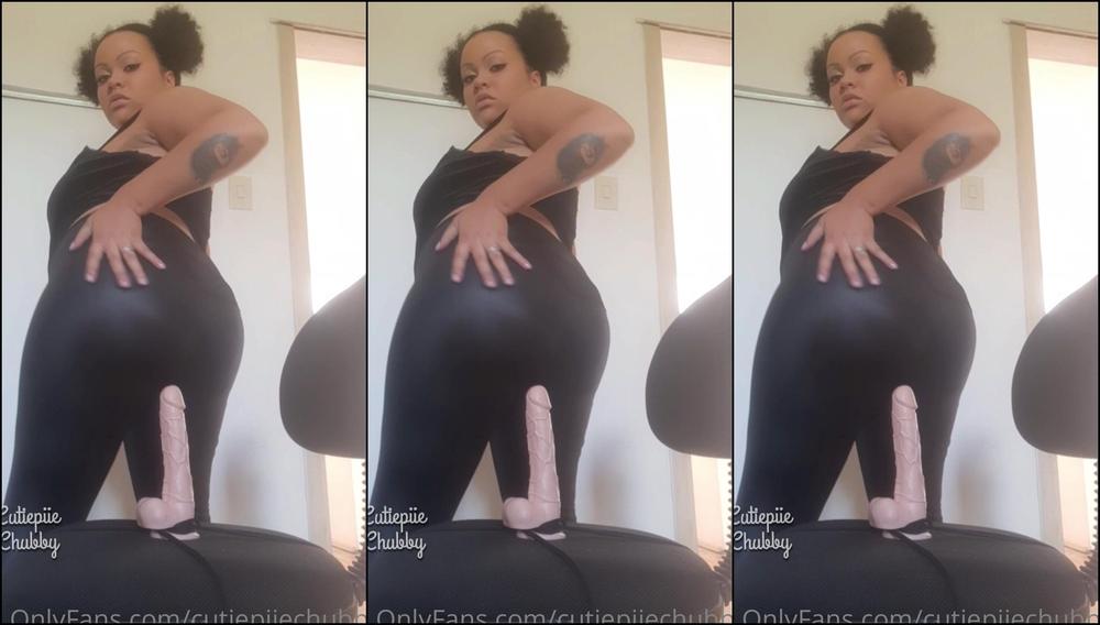 Annacutiepiie 2812263139 03 26 2023 Leggings Or Naked Which One Would You Like More If I Twerk On Your Cock