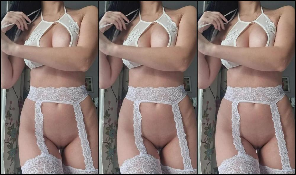 Atomicbrunette18 897