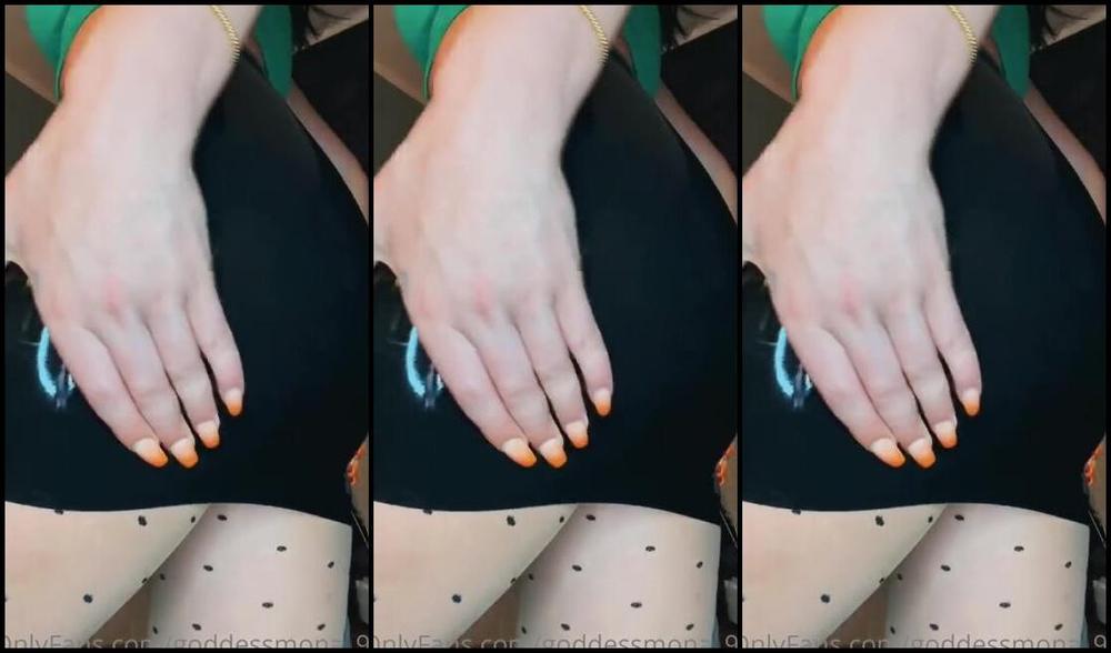 Goddessmona 91 Onlyfans Ein Bisschen Nylon Latex Spucke Und Ich Hab Dich A Bit Of Nylon Latex Spit And Ive Got Youp