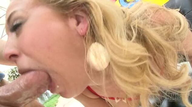 "Alexa Tomas, Cadence Lux, Cherie DeVille, Kacie Castle, Lauren Phillips" Gonzo, Anal, Point Of View Anal Interviews 2 Evil Angel