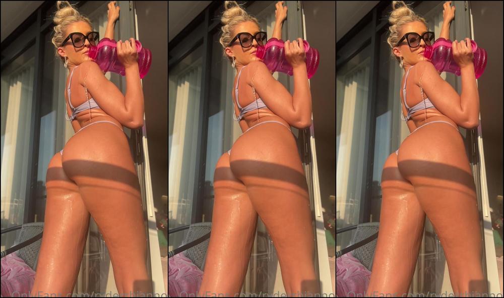 Rhiannonryder Cooling Down In The Heat