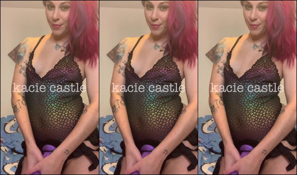 kaciecastlex-29-08-2020-793875043-stroke-to-mommy-s-strap-joi