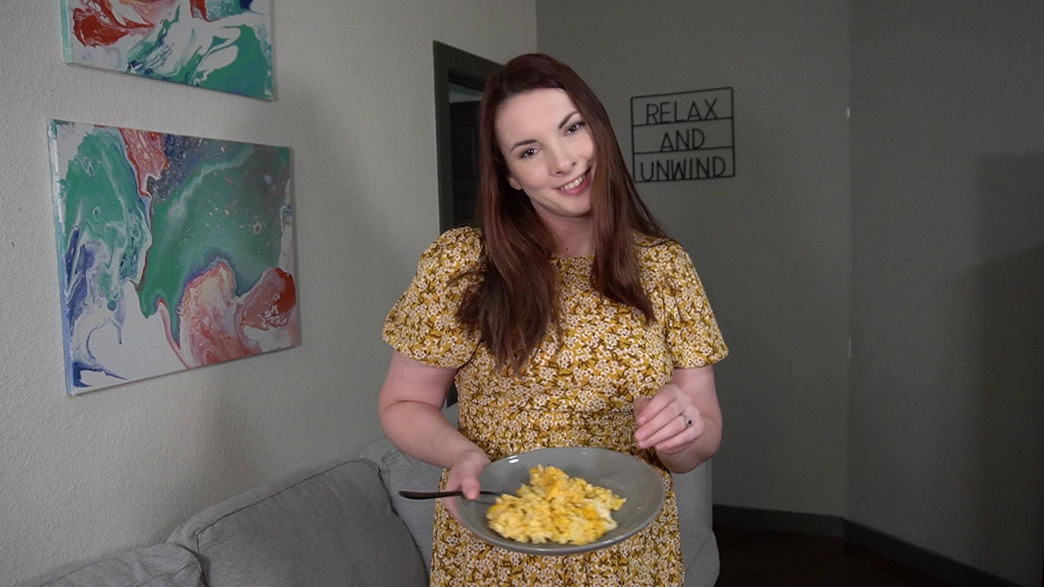 "Miss Malorie Switch" cheating wife, cuckolding, feminization, pussy eating, switch Cheating On Housewife Husband Pt 3 manyvids