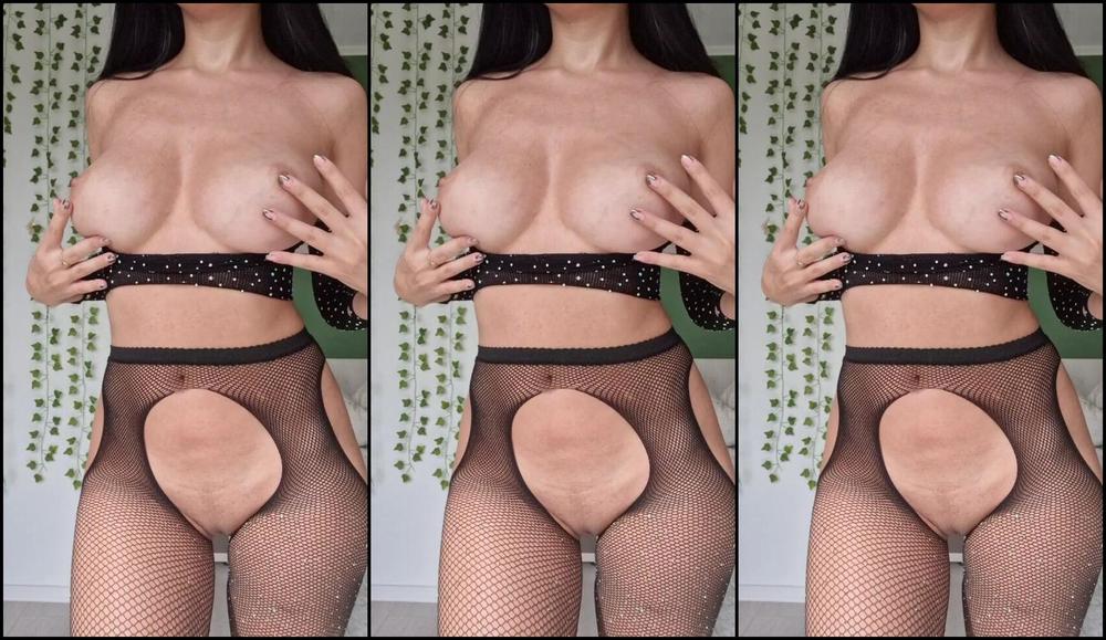 Atomicbrunette18 676