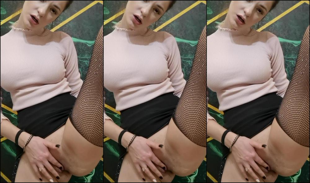 nextdoornurs3-07-03-2021-2049049760-the-naughty-girl-make-you-hard-