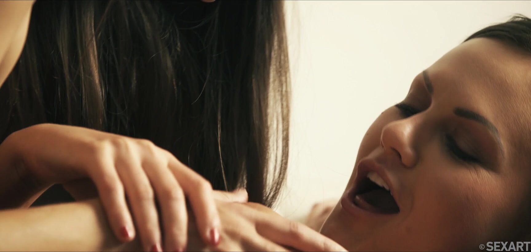 Lesbian Talia Mint & Tina Kay - Whispering SiteRip