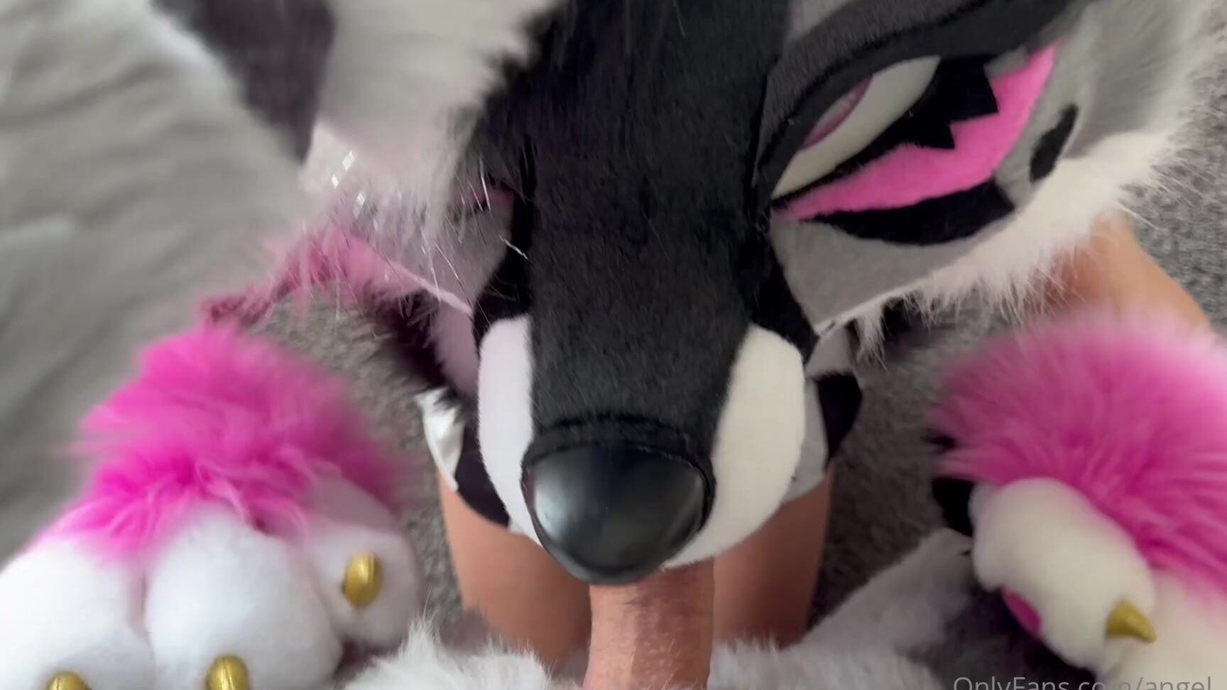 Angel Pups 1073151321 Cw Cheating Cuckold Raven Putting Her Muzzle To Good Use Wi 01 0Hps5H36Dljkb59Fq33Yd Source