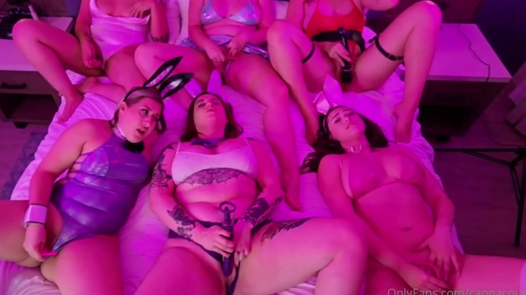 Cannacouple69 2664032171 11 02 2022 Beautiful Bunnies Buzz Away With Their Vibrators Turn Your Volume Up For A Delightful Sound