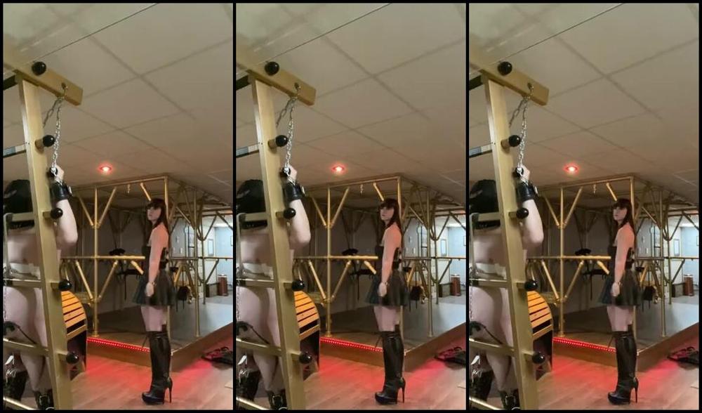 Vivienne L Amour Aka Vlproductionsuk Onlyfans Letting Loose With My Wh I Ps Fl O Ggers And I Loved Every Second Of It Enjoy This Exclusive Ins M