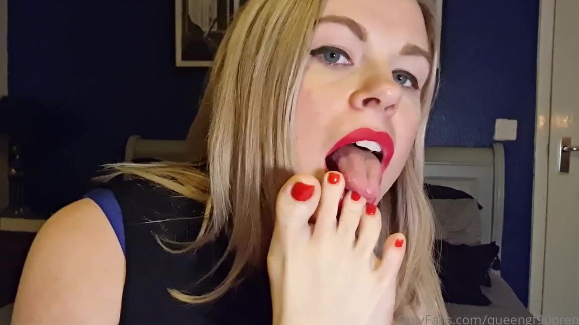 The Foot Queen Of England Aka Queengf90Premium Onlyfans Sloppy Self Worship2