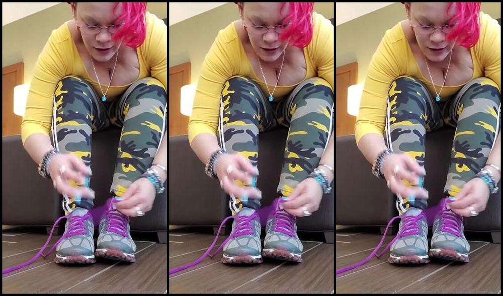 Lady Steph Nicknamed Theladysteph Onlyfans I Had Almost Forgot I Even Made This Last Weekend In Nj My Typical Travel Sneaker Pull Off I Always