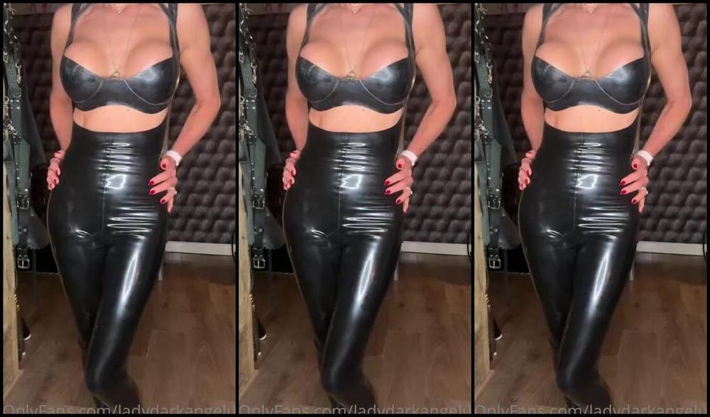 Ladydarkangeluk Onlyfans New Outfit For All You Latex Lovers