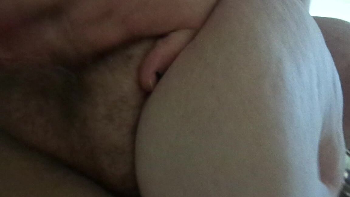 Allie Hairy Pussy Cums For Yoube My Valentine