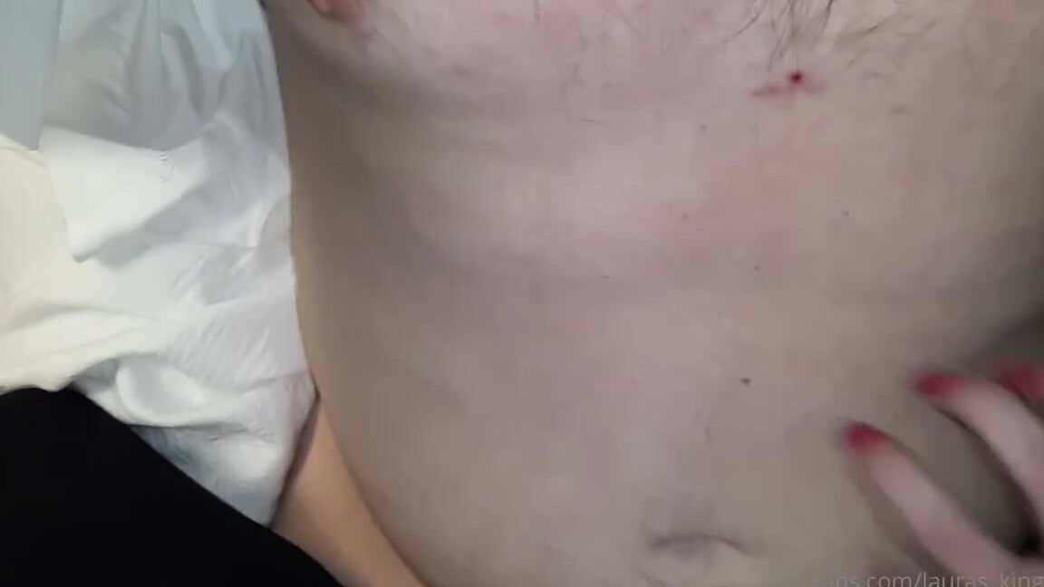 Lalalaura Nicknamed Lauras Kingdom 06 22 2020 Onlyfans Video Violets Hard Chest Scratch Violet And Her Slave Are Back Once Again