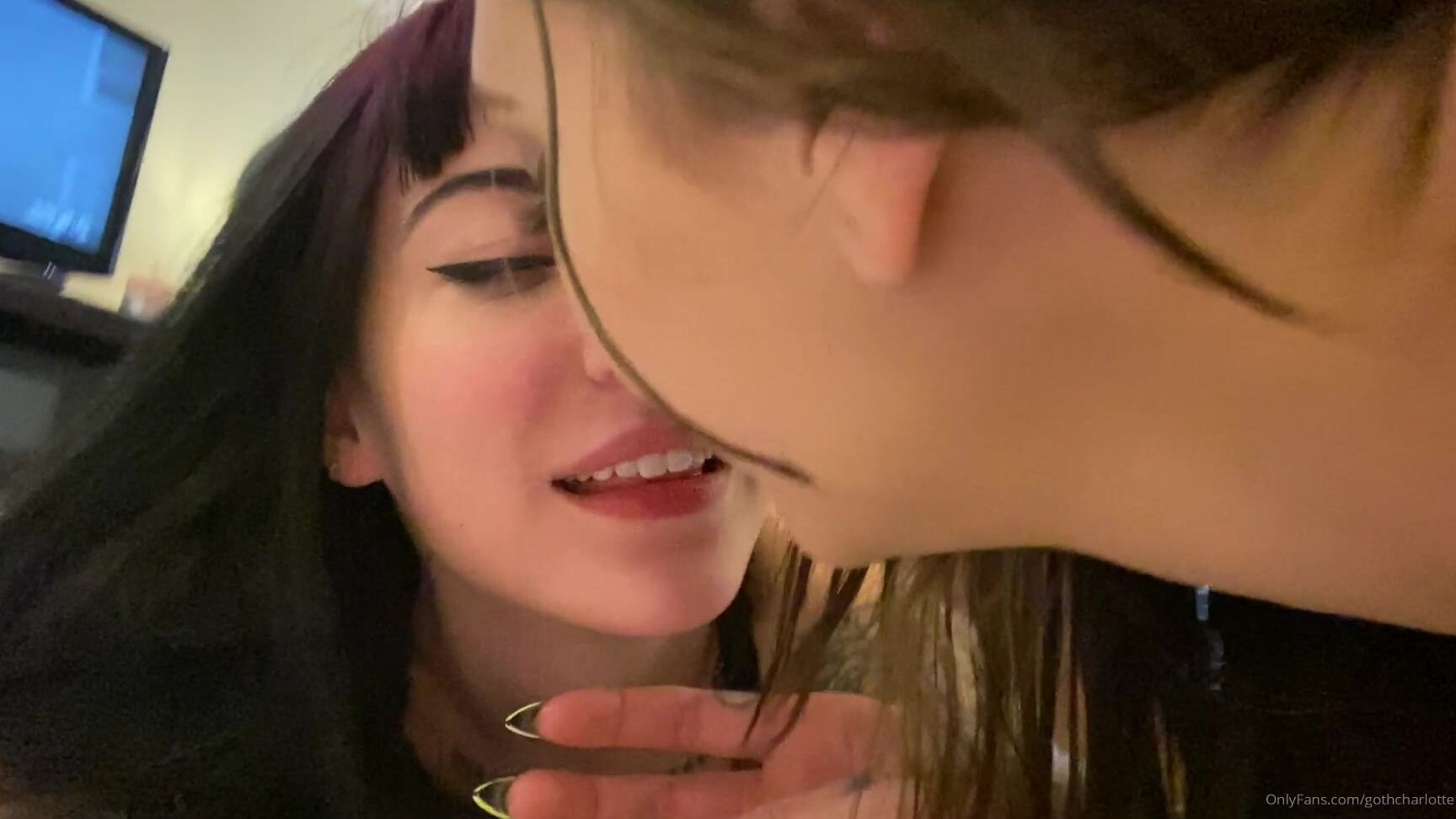 gothcharlotte-29-02-2020-164032367-shot-soooo-much-beautiful-stuff-today-with-https-onlyfans.com-dreddxxx-and-https-onlyf