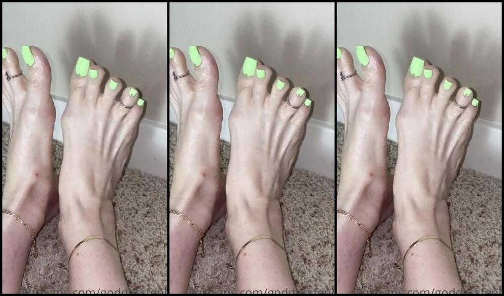 Fendi Feet Aka Goddessfendi Onlyfans Do You Like My New Pedi Want A Customp