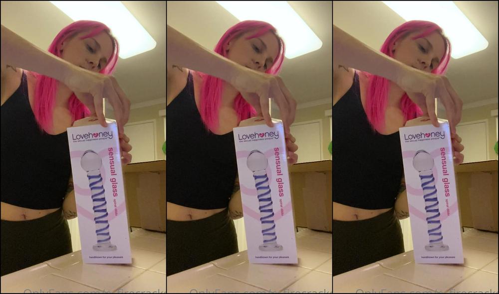 Electric Elizab3Th 2742096928 01 17 2023 Hi Daddies I Got A Huge Box Full Of New Toys Check Them Out I M