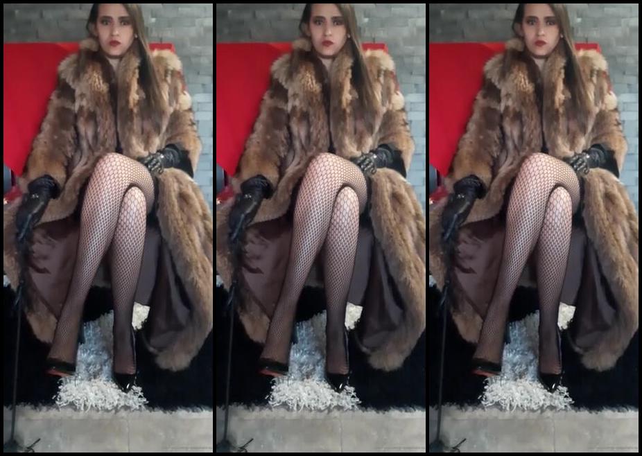 Goddess Kalinda Nicknamed Goddesskalinda Onlyfans Do You Like My New Shoes I Know You Want To Kiss Them