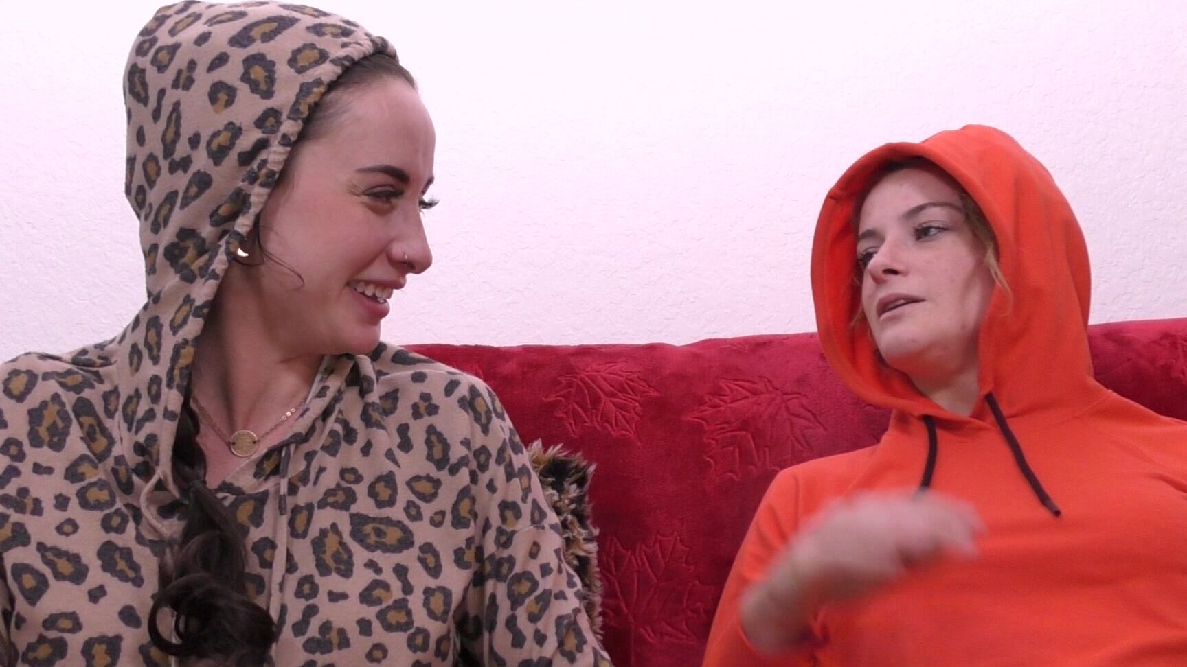 "Alexis Rain" 18 & 19 yrs old, coughing fetish, smoking, teens (18+), vaping Vaping amp Coughing manyvids