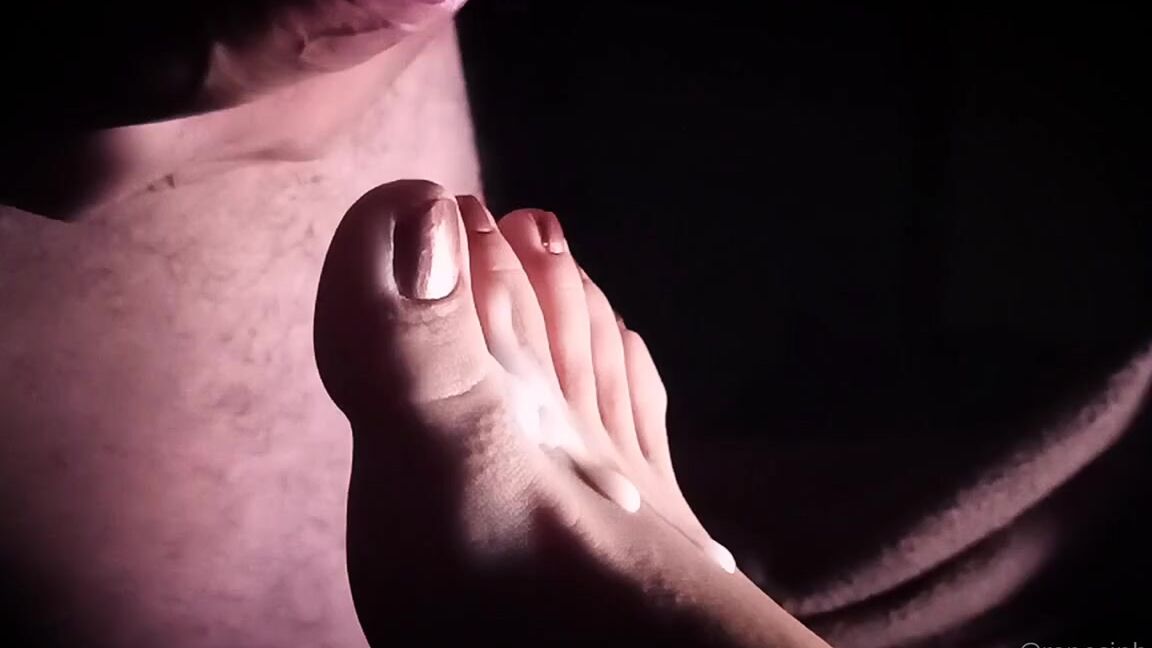 Raposinha Feet Nicknamed Raposinhafeet Foot Fetish 05 11 2021 Onlyfans Video Gozada No Pezinho Em Camera Lenta Cumshot On My Feet In Slow Motion