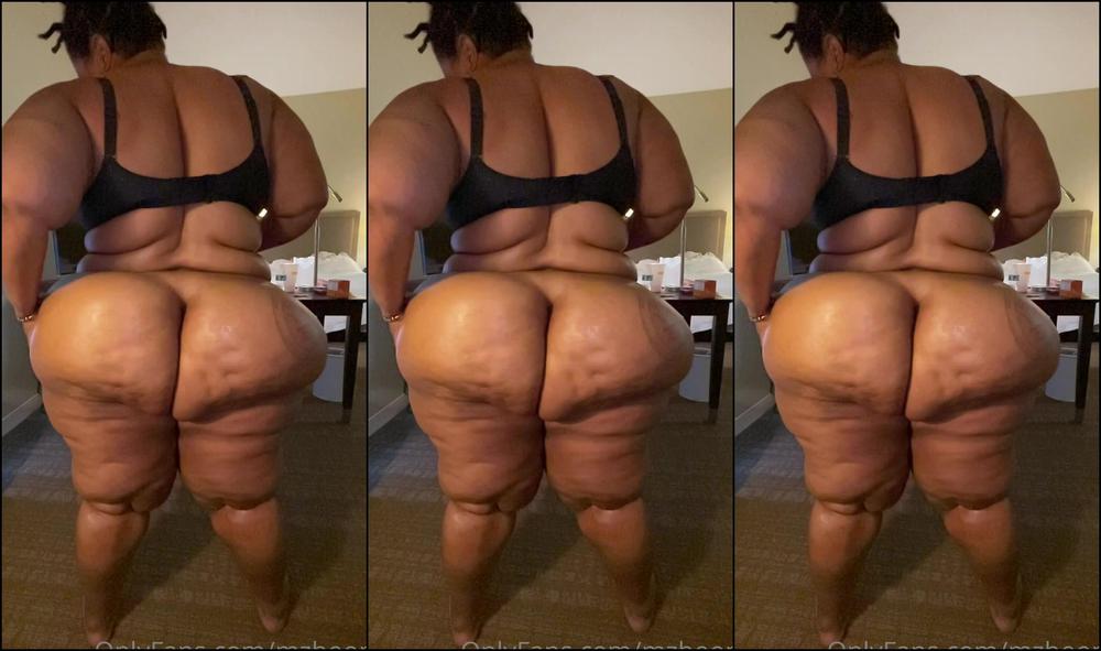 Mzboomboom 2443372657 05 03 2022 Let Me Know If You Like This Baby Oil Effect On All My Phat Booty