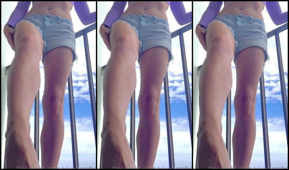 Vixenarches Onlyfans Tipsy Dancing On My Hotel Balcony