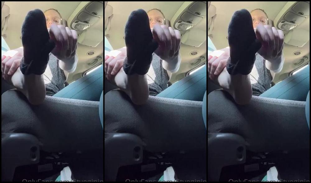 Nina Aka Fityoginina Onlyfans At The Park And Being Sneaky Taking My Socks Off My Hot Feet For A Few Min In My Truck