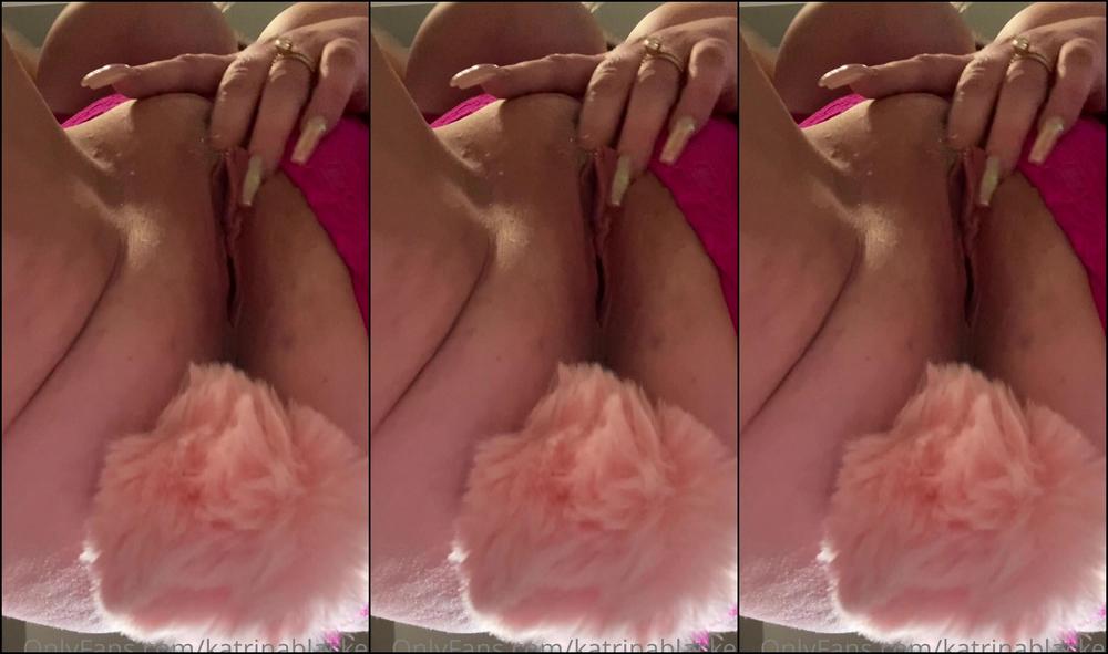 katrinathicc-08-02-2021-2027643946-i-love-looking-at-my-warn-out-slutty-pussy-close-up-just-knowing-that-my-pussy-has-drain