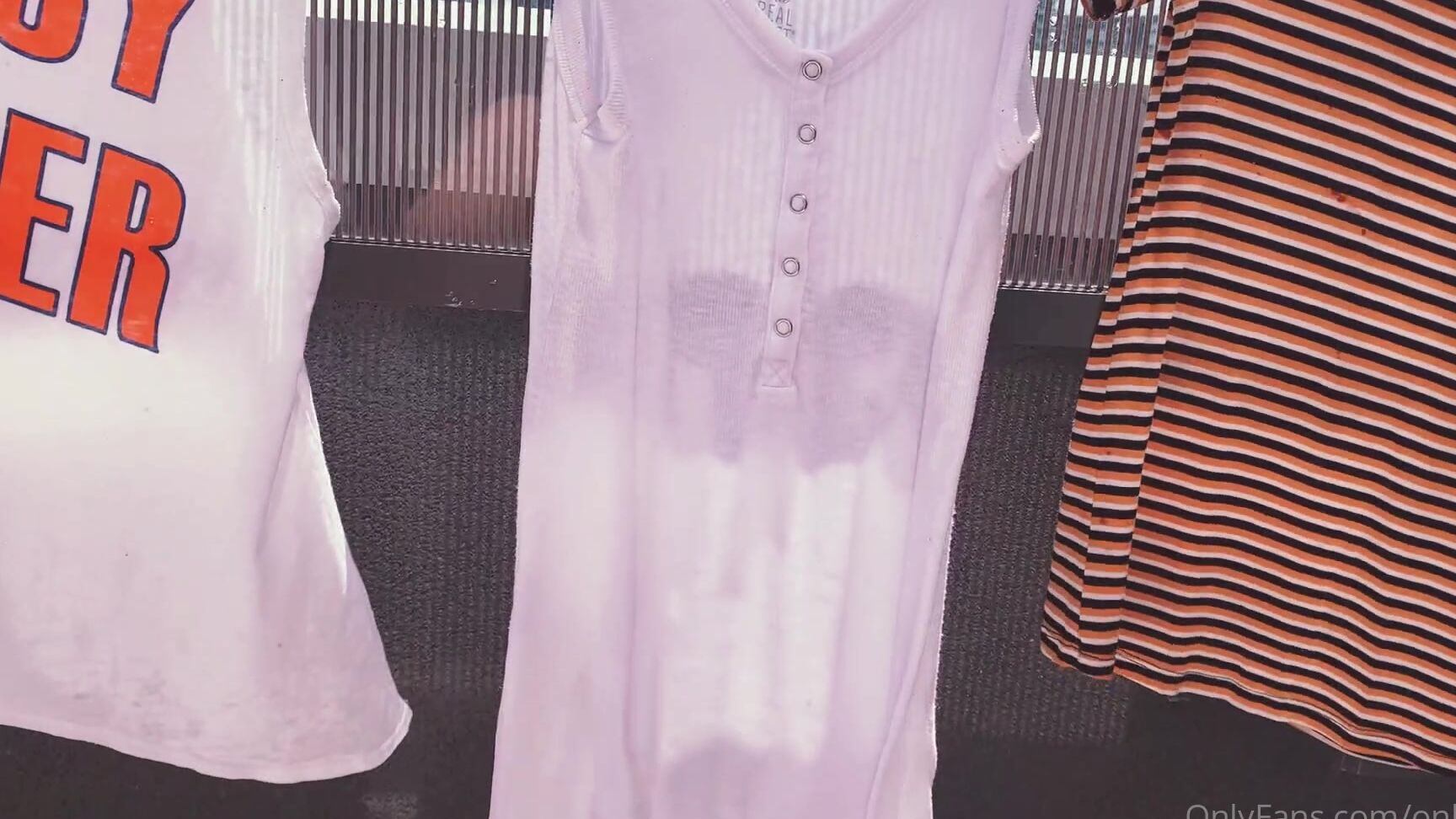 Onlyisla Isla S Wet Tshirt Contest Part The Tees A Special Thank You To Loqlun For Commissioni