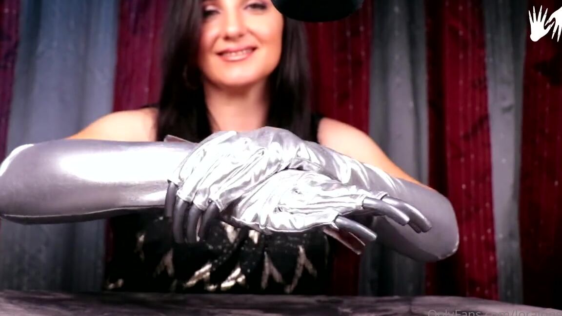 Lora Long Nails Nicknamed Loralongnails Onlyfans Asmr Relax Silver Gloves And Silver Nails I Take Off My Jewelry And Put On Silver Gloves The