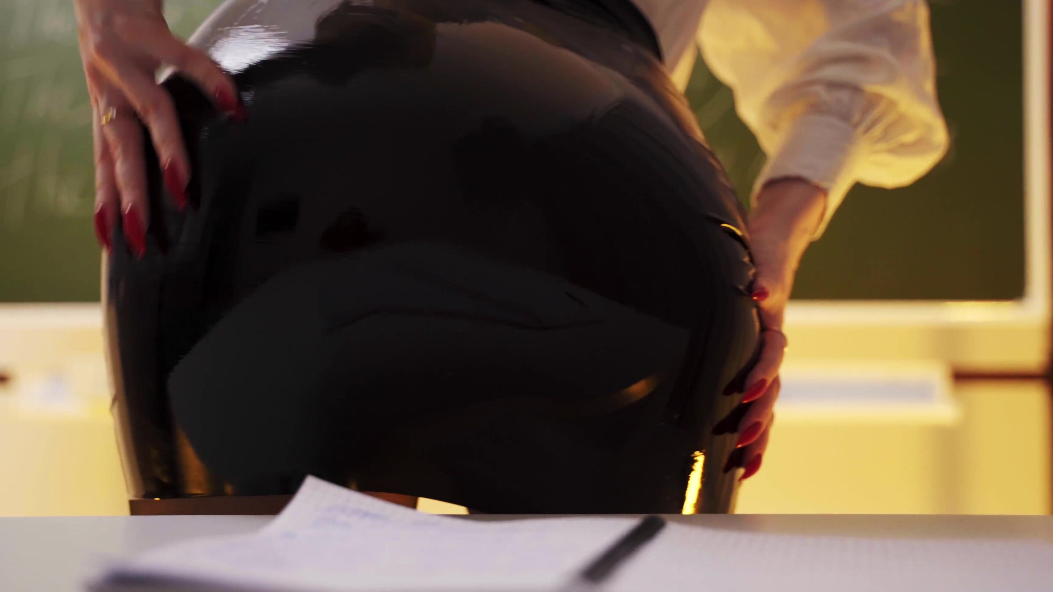 Latex, Liquid Latex, Mistress, Teacher, Teacher Fetish mistress-teacher-of-your-dreams ManyVids