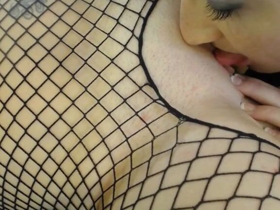 Bouncybritney Ladies Pleasuring Eachother