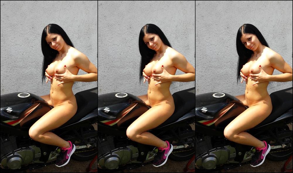 Strawberrycamgirl Bike Ourdoor Squirt