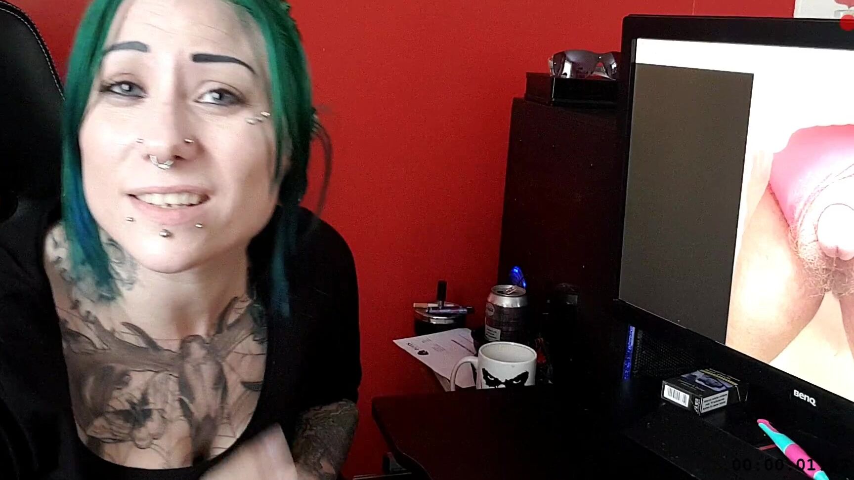 Tattooedmilfymama Mamas Small Cock Rating