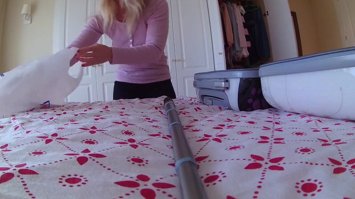 Kathianobilixx Findom 01 20 2017 Onlyfans Видео Exiting For Travel Xic