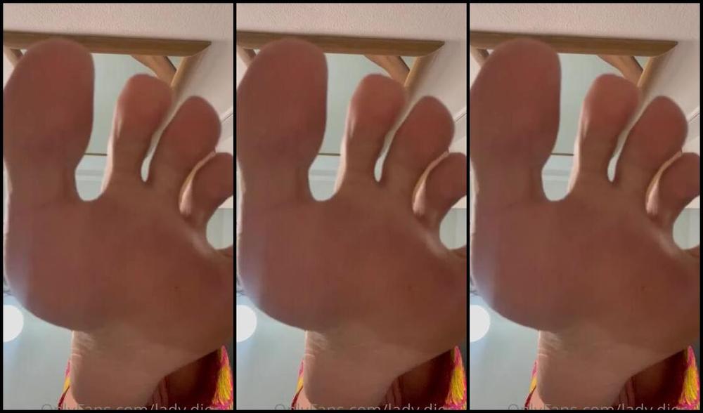 Ladydior Nicknamed Lady Dior 31 11 11 2022 Onlyfans Video Hey Tesoro Sei Pronto A Sborrare Sui Miei Piedini Pero Solo Quando Te