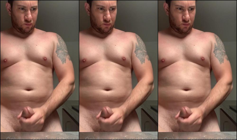 Bradknightxxx Lookin Good And Super Horny