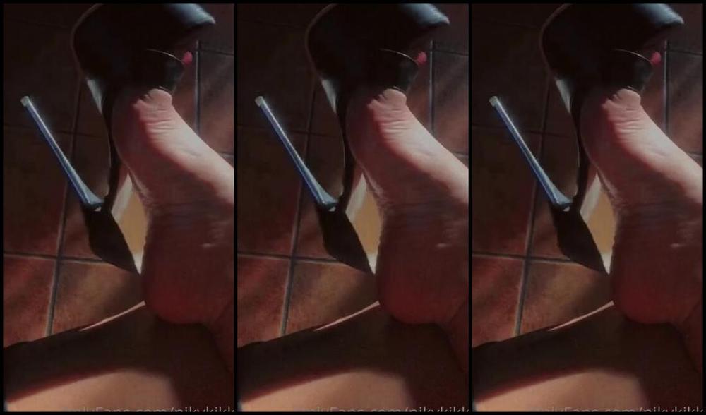 Nikykikka Nicknamed Nikykikka Foot Fetish 08 03 2022 Onlyfans Video Dangling In Every Moment