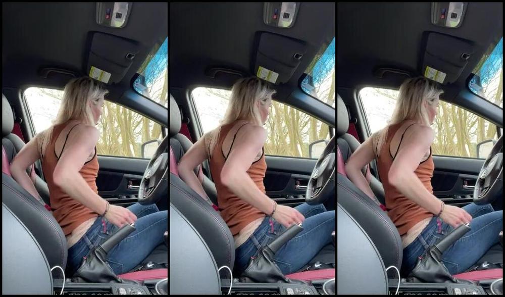 Kodyevans Onlyfans Nothing Like Giving Myself A Wedgie In The Car With People In Front Of Me Hope They Enjoyed The Sho