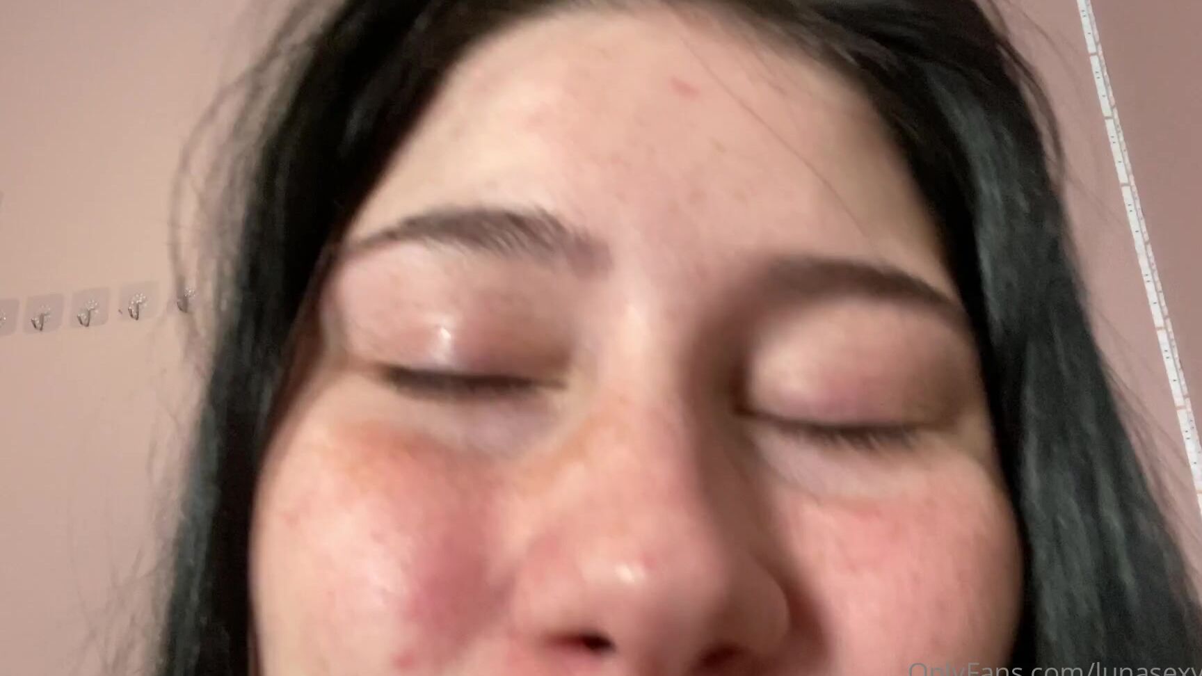 Lunasexyfarts Burping Video For An Amazing Fan