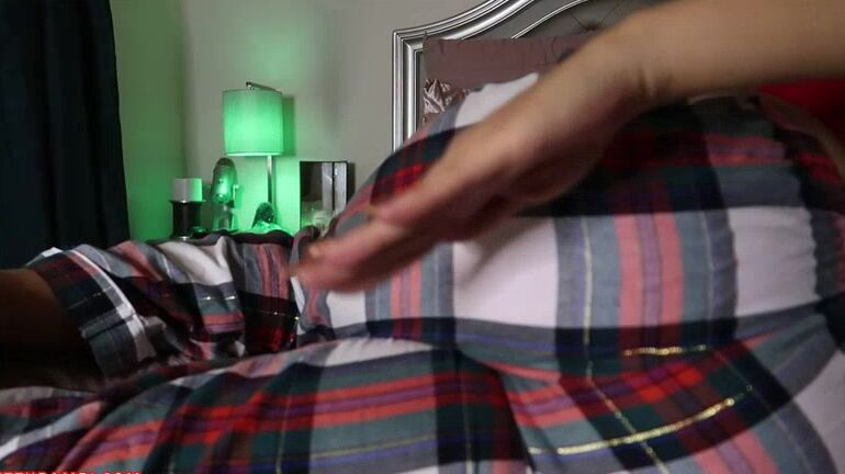 Pretty Bambi Festive Farts Pt