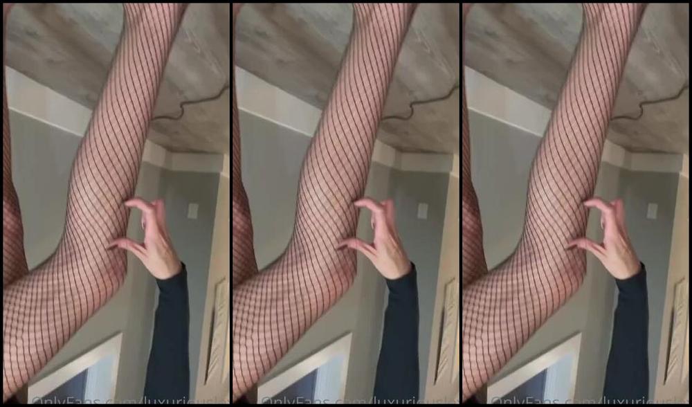 Luxuriouslexi Nicknamed Luxuriouslexi Onlyfans Teasing You Never Gets Old November2020 Bodyworship Fishnets T0