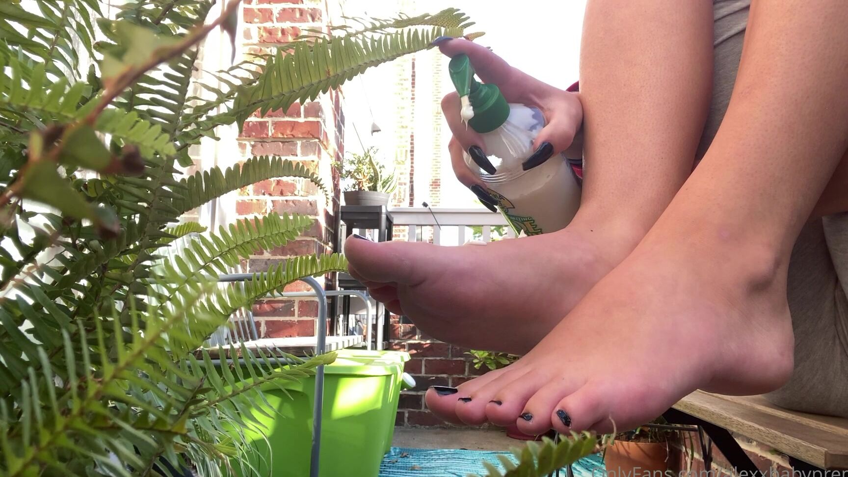 alexxbabypremium-03-11-2020-1191940791-it-was-pedicure-day-babies