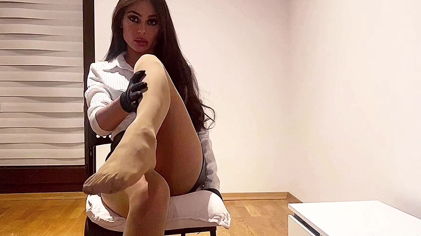 evilwoman-10-04-2020-224859081-found-some-older-custom-clip-and-ive-decided-to-share-it-with-you-like-this-post-if-you