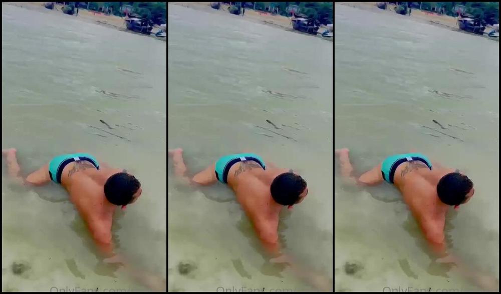 Arias Sf 2694705034 11 26 2022 Splishing And Splashing With In Thailand Arias Sf Bubblebutt Thailand Trucker Latino
