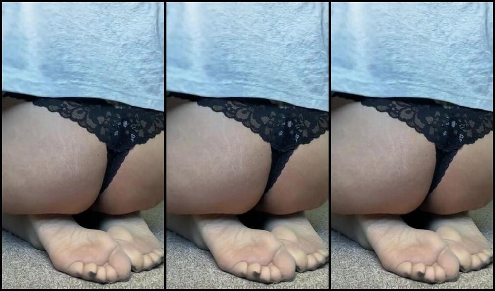 Deedeericanfeet Onlyfans Gm As Requested Booty Sitting On Feet In Sheer Nylons